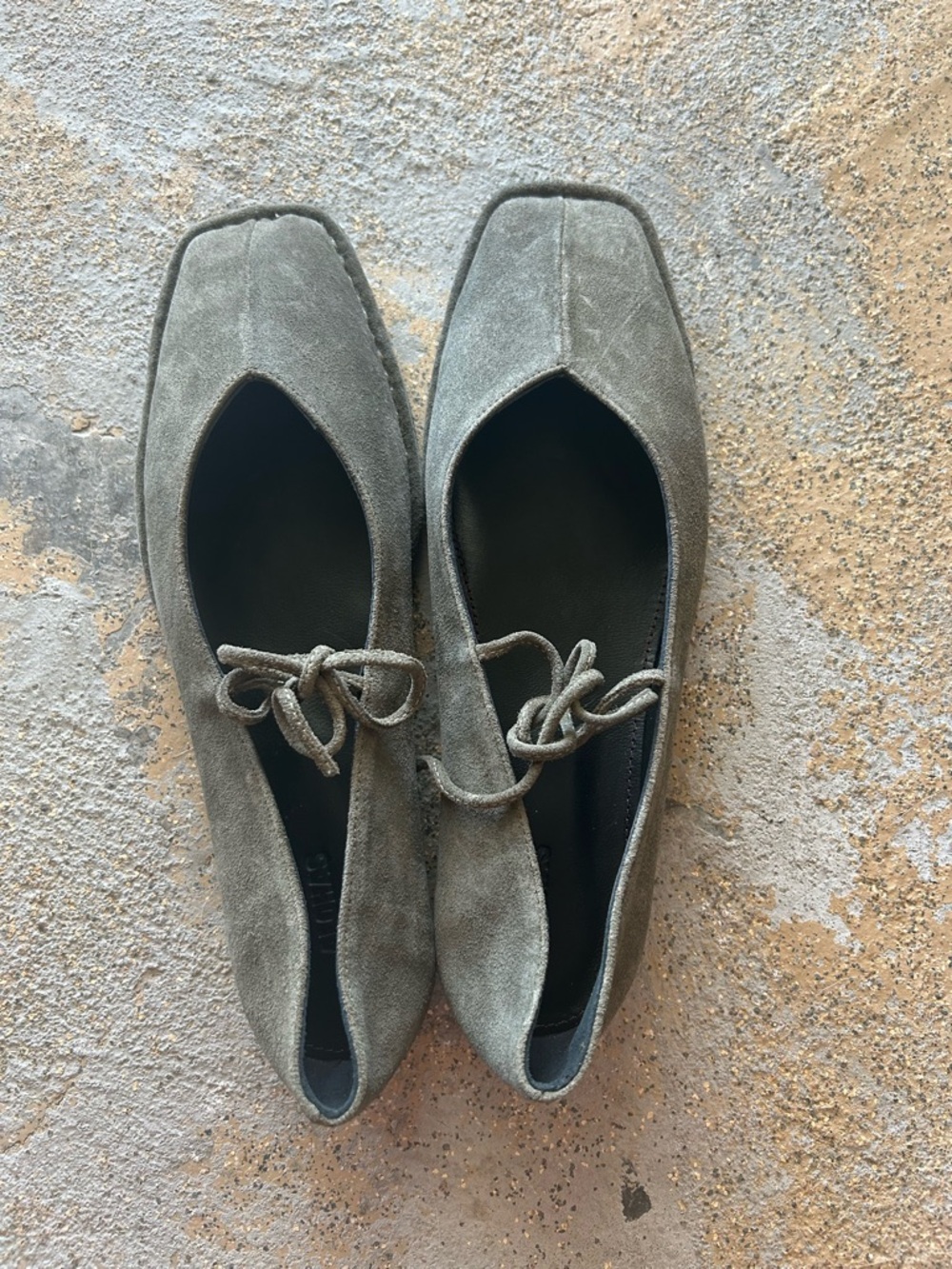 Alohas Sway Suede Ballet Flats